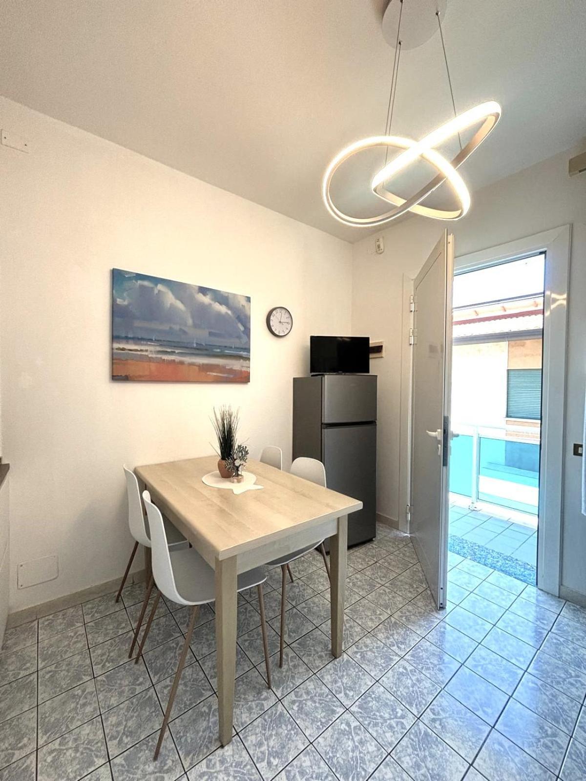 Bilocali Casa De Lazzari - Piazza Brescia - Adria Holiday Jesolo - Family Apartments Exterior foto